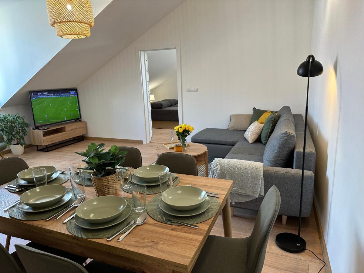 Green Apartment - City Centre - Main Square Liptovský Mikuláš Exteriér fotografie